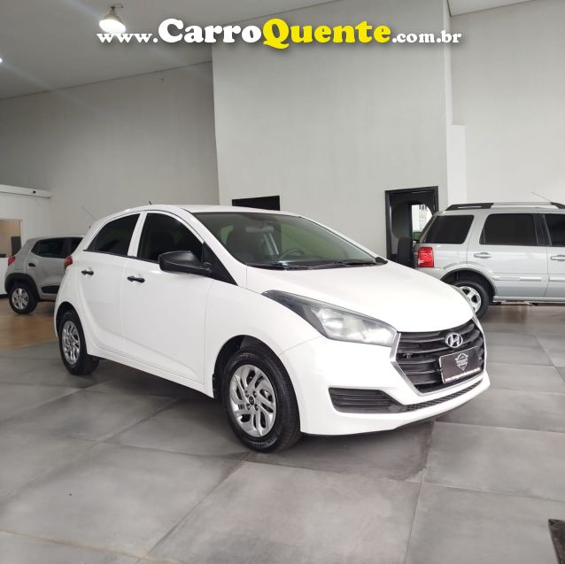 Hyundai HB20 1.0 COMFORT 12V FLEX 4P MANUAL - Loja
