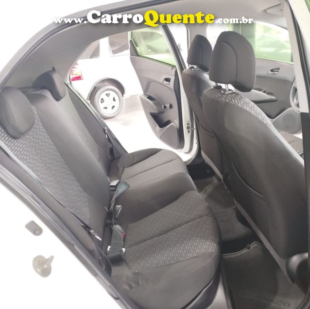Hyundai HB20 1.0 COMFORT 12V FLEX 4P MANUAL - Loja