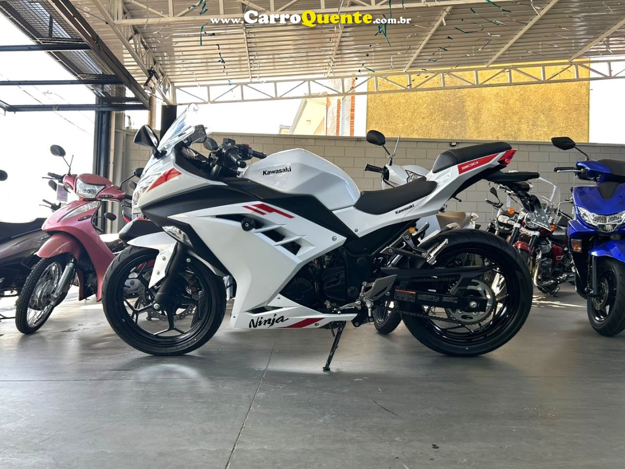 KAWASAKI - NINJA 300 2026 Gasolina Manual - Loja
