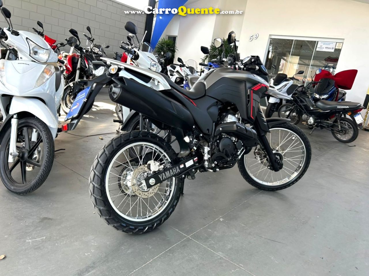 YAMAHA - XTZ 250 LANDER 2025 Gasolina Manual - Loja