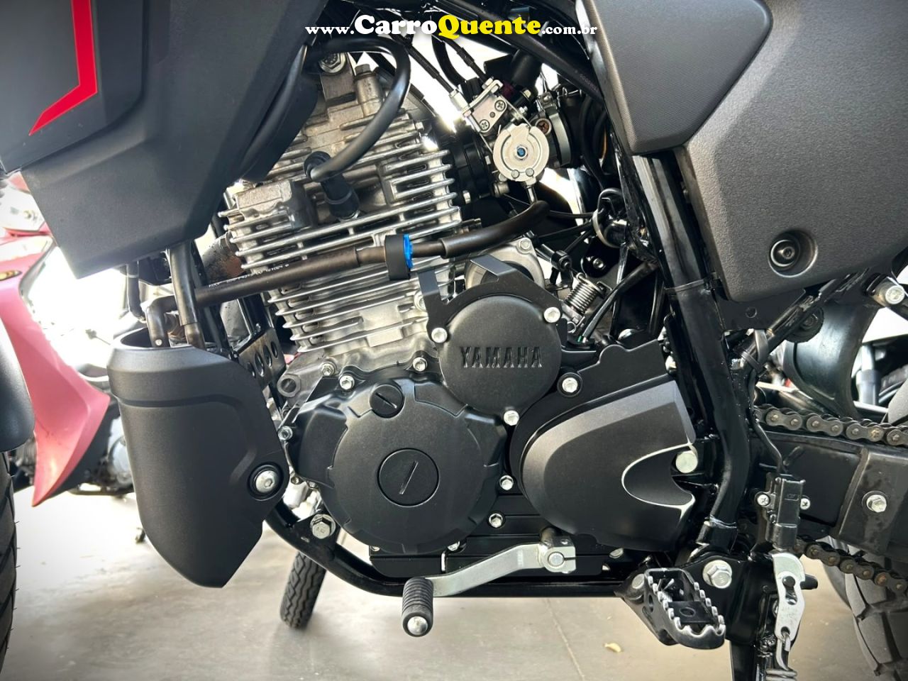YAMAHA - XTZ 250 LANDER 2025 Gasolina Manual - Loja