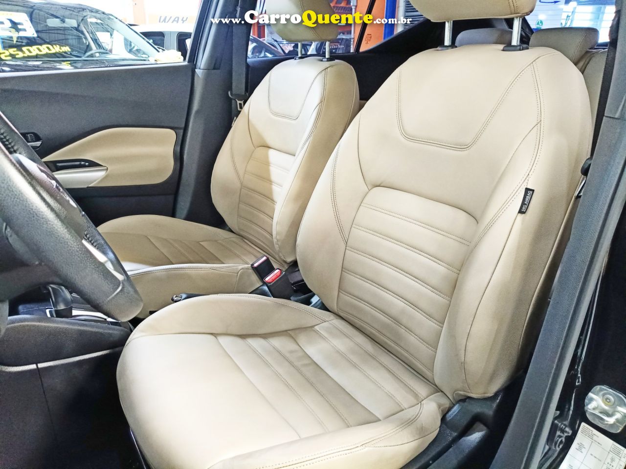 NISSAN KICKS 1.6 16V SL 2019 - Loja
