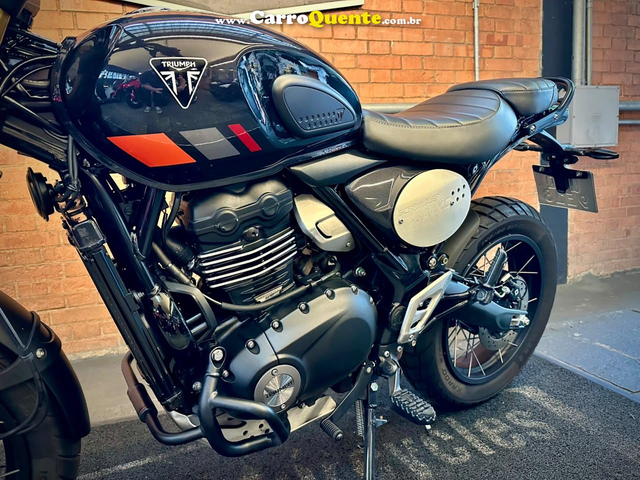 TRIUMPH SCRAMBLER 400 X 2026 - Loja