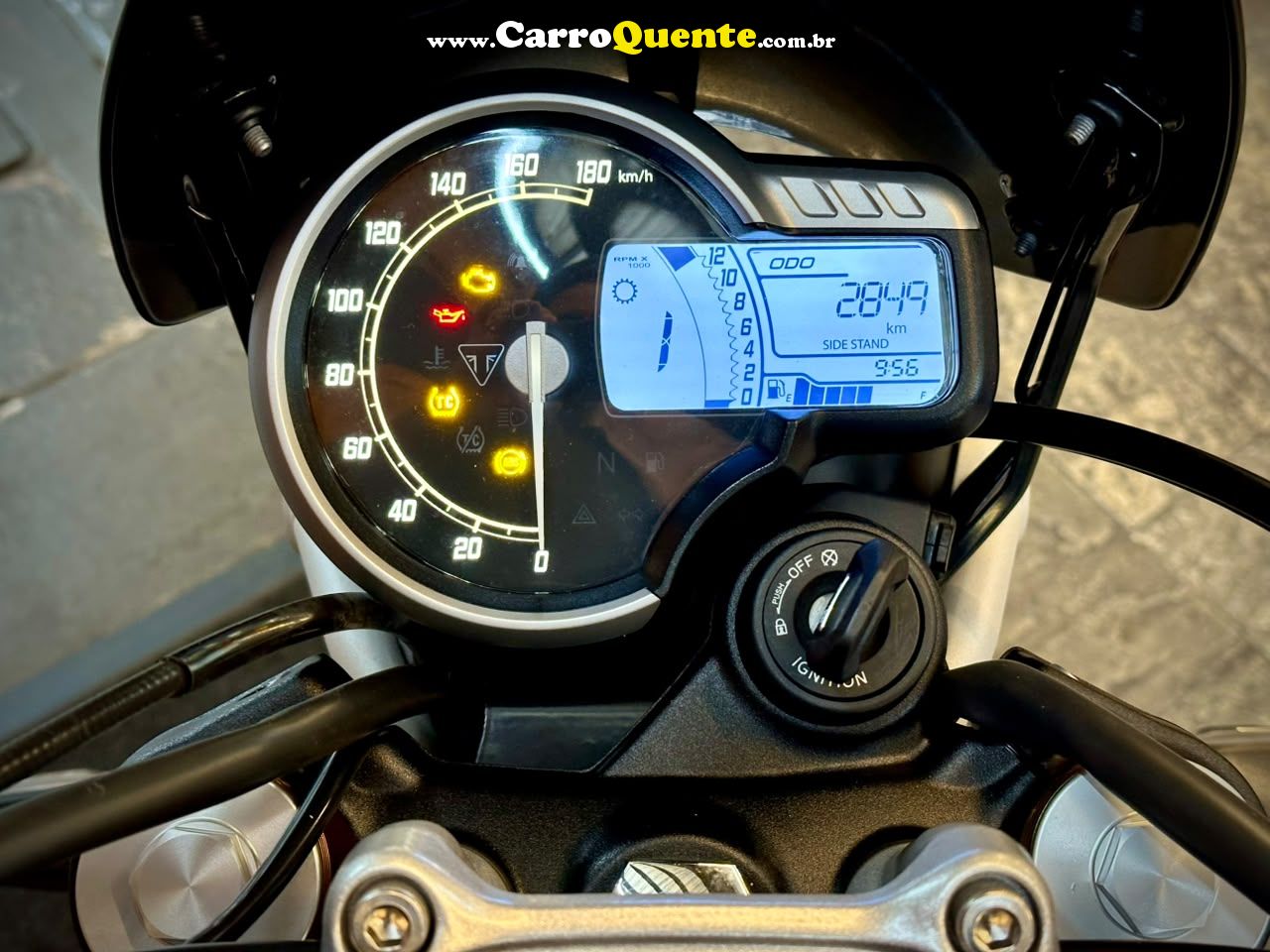 TRIUMPH SCRAMBLER 400 X 2026 - Loja