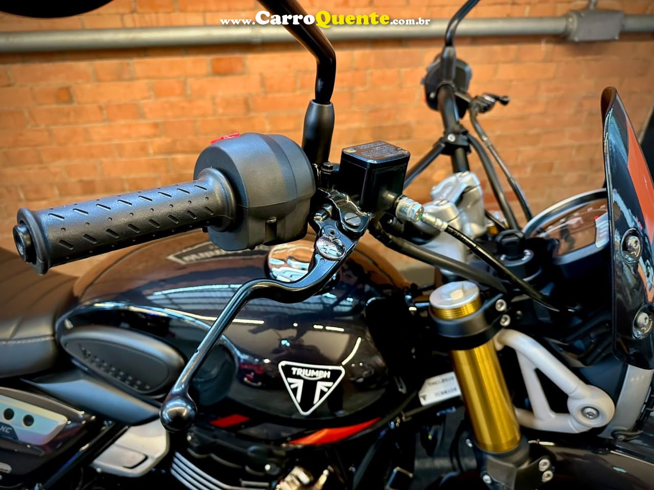 TRIUMPH SCRAMBLER 400 X 2026 - Loja