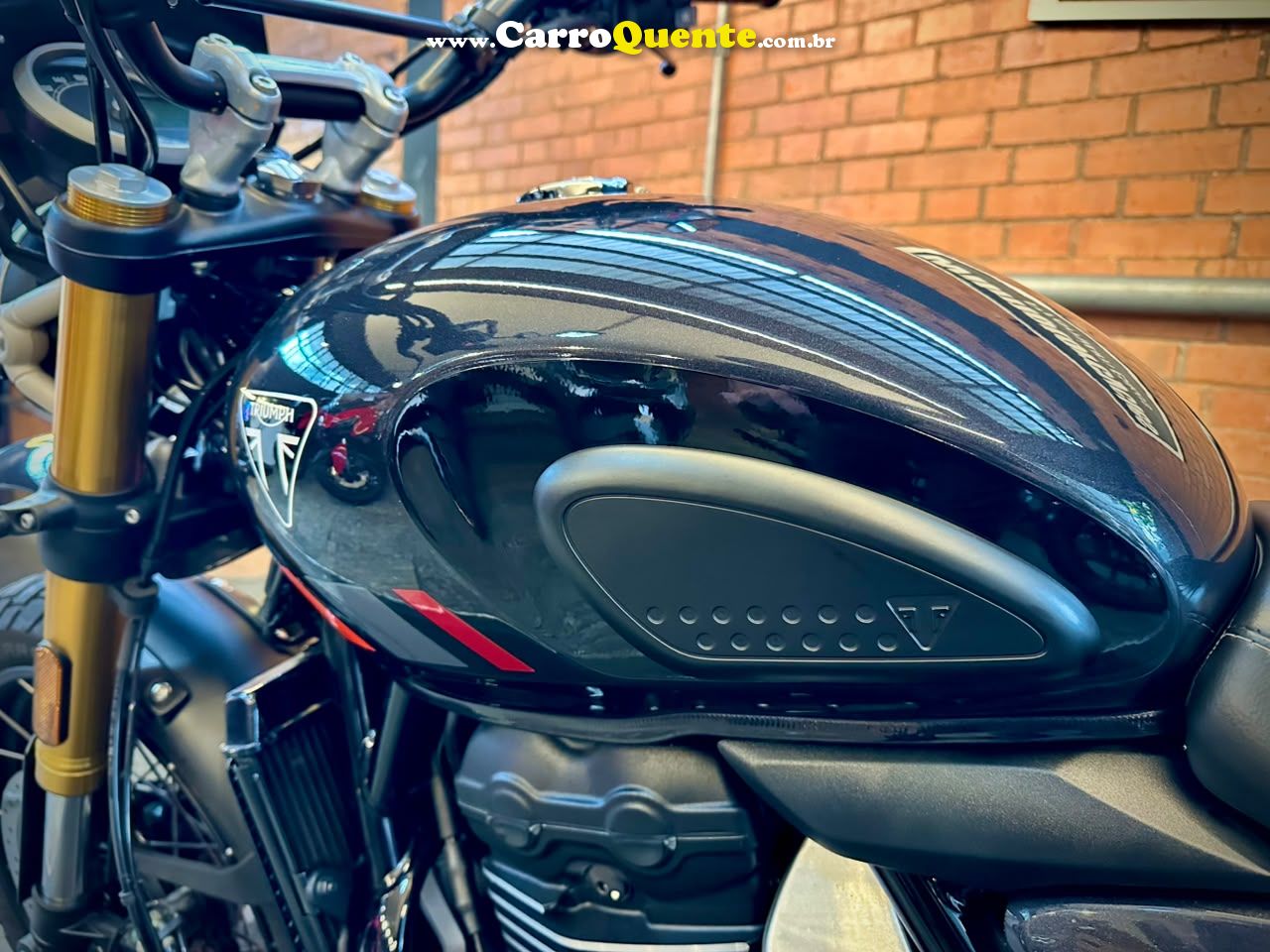 TRIUMPH SCRAMBLER 400 X 2026 - Loja