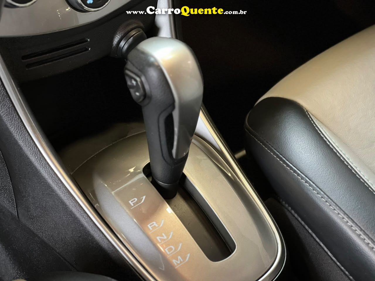 CHEVROLET TRACKER 1.8 MPFI LTZ 4X2 16V 2014 - Loja