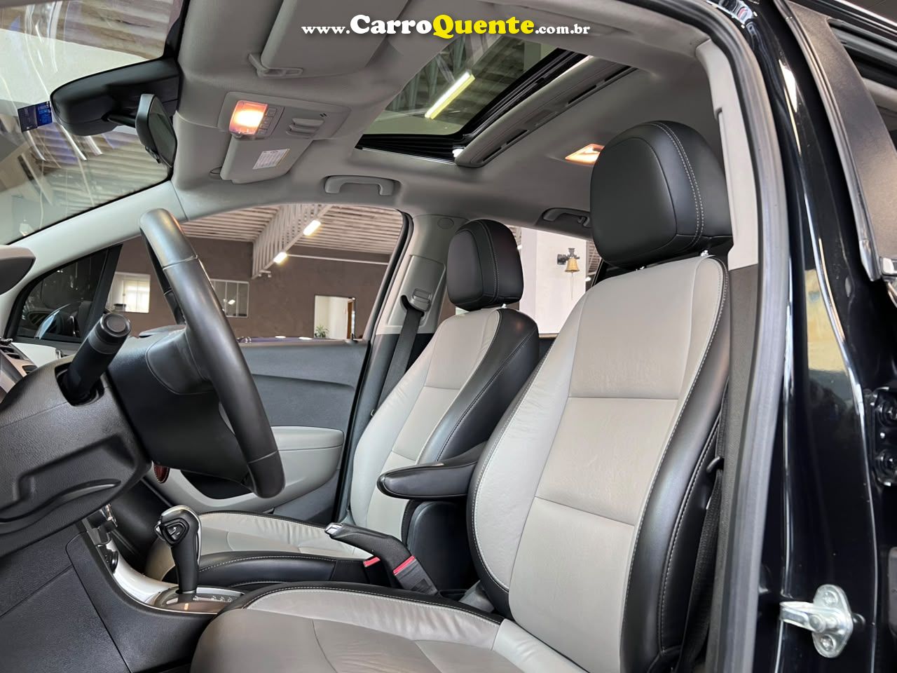 CHEVROLET TRACKER 1.8 MPFI LTZ 4X2 16V 2014 - Loja