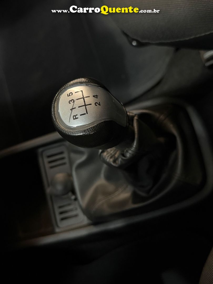 CHEVROLET CELTA 1.0 MPFI LT 8V 2013 - Loja