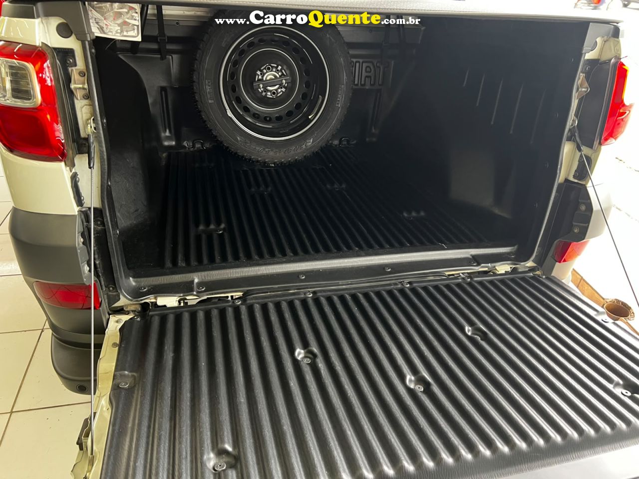 FIAT STRADA 1.8 MPI ADVENTURE CD 16V 2019 - Loja
