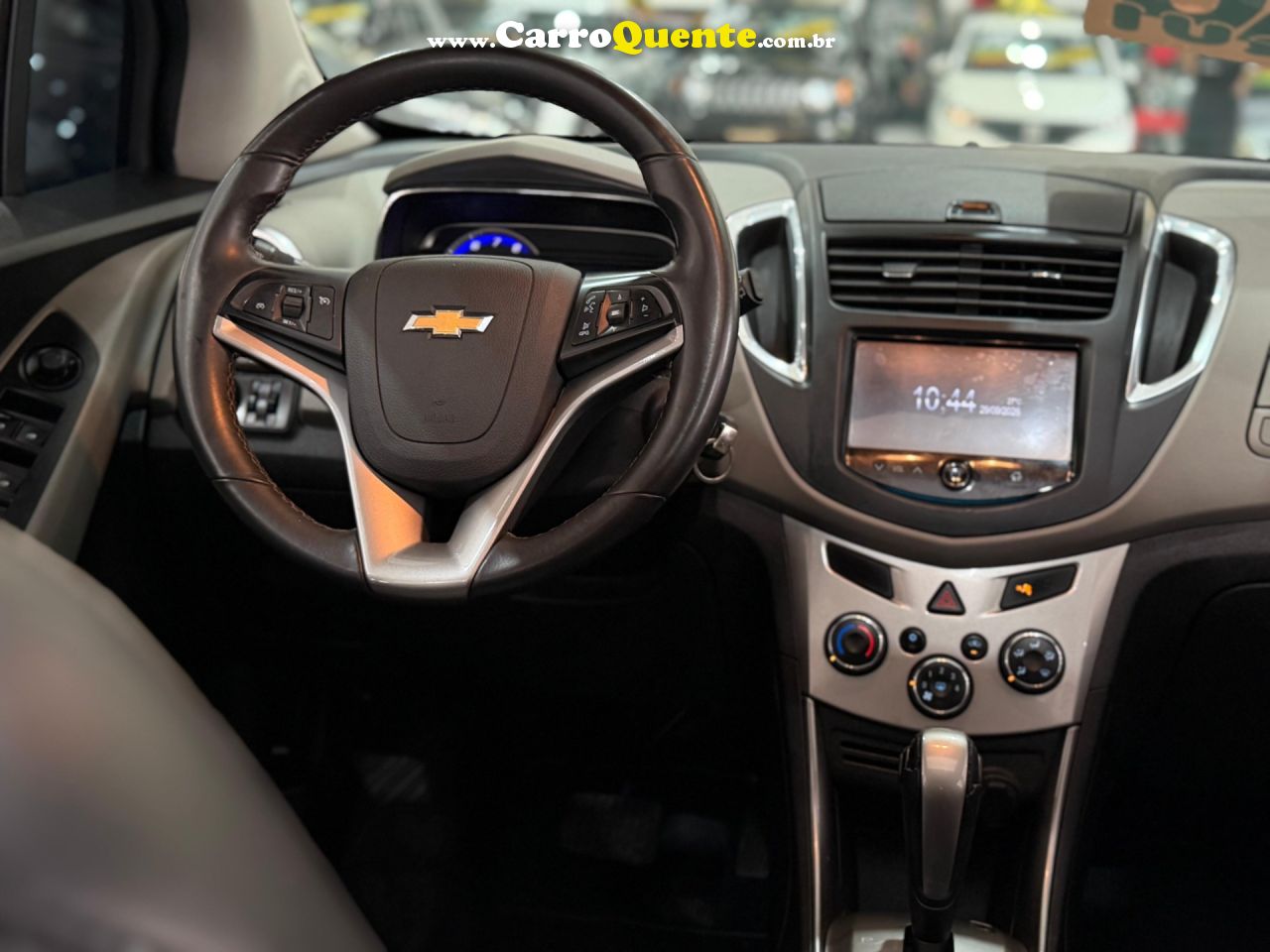 CHEVROLET TRACKER 1.8 MPFI LTZ 4X2 16V 2014 - Loja