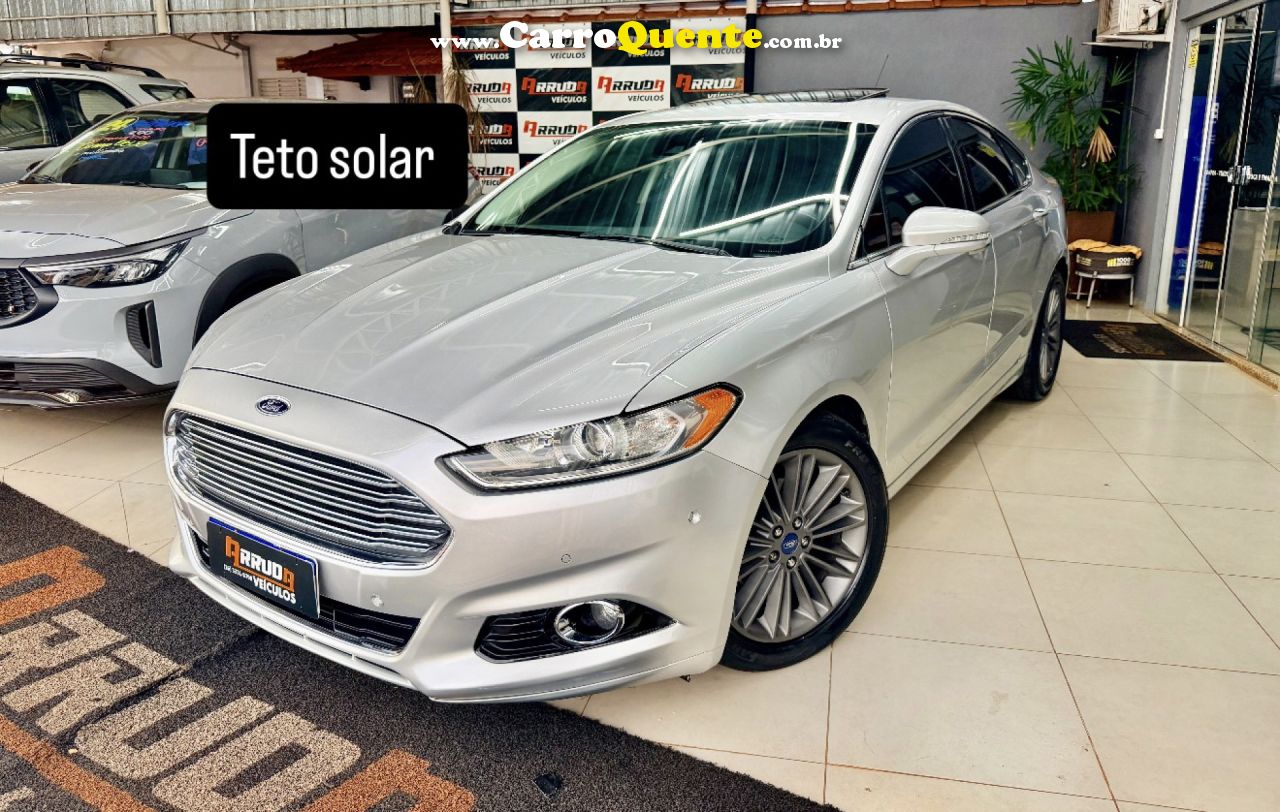 FORD   FUSION TITANIUM 2.0 GTDI ECO. AWD AUT.   PRATA 2013 2.0 GASOLINA - Loja