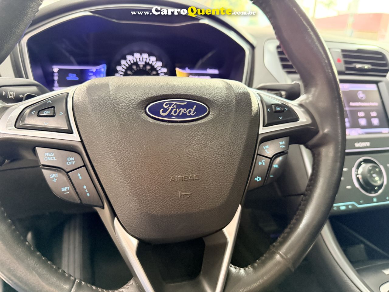FORD   FUSION TITANIUM 2.0 GTDI ECO. AWD AUT.   PRATA 2013 2.0 GASOLINA - Loja