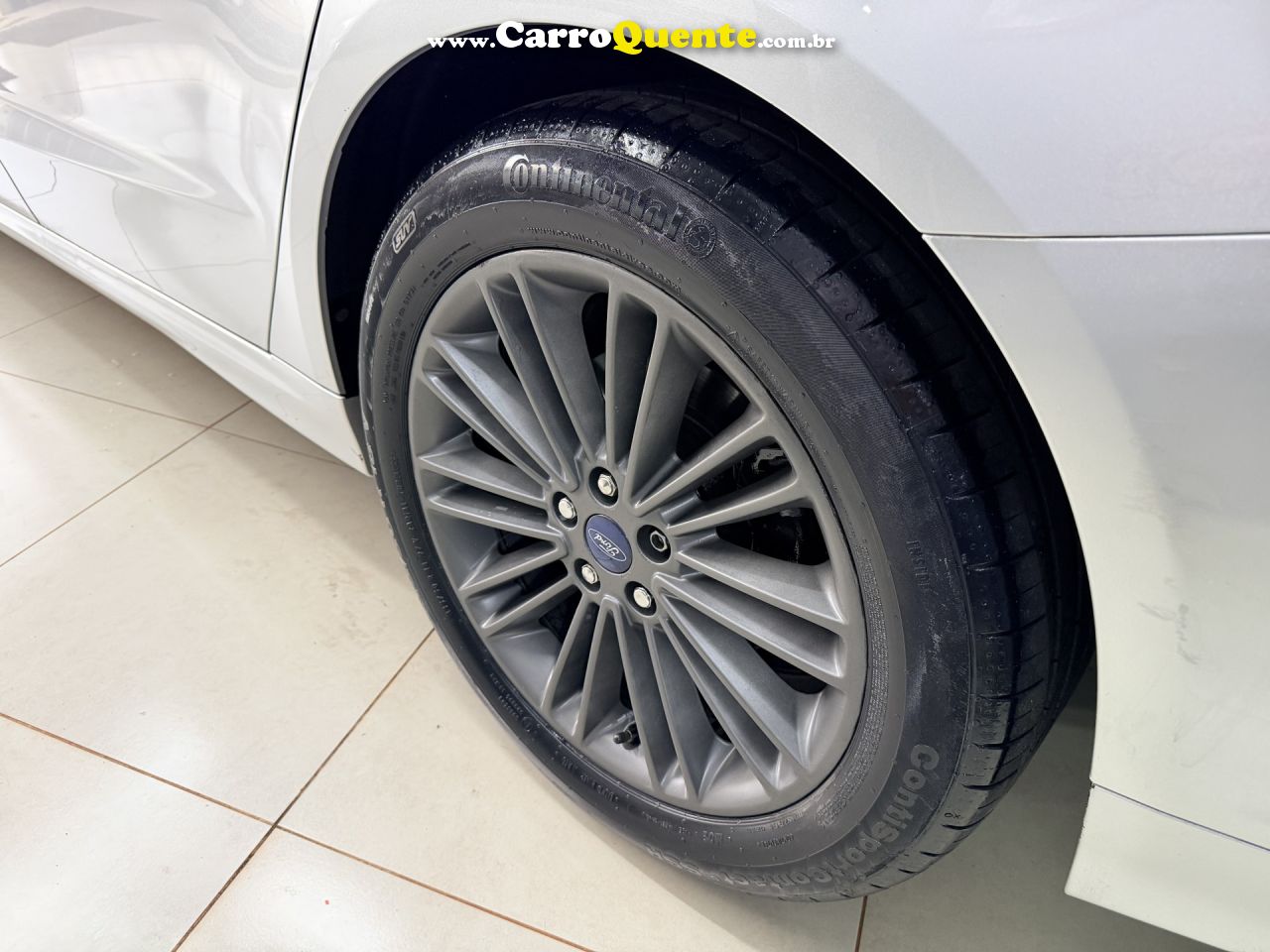 FORD   FUSION TITANIUM 2.0 GTDI ECO. AWD AUT.   PRATA 2013 2.0 GASOLINA - Loja