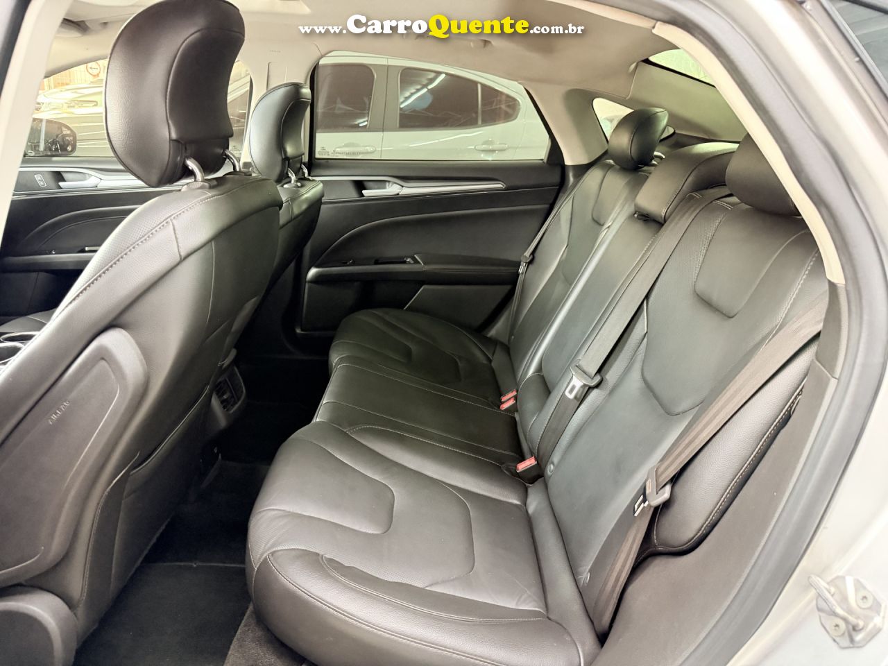 FORD   FUSION TITANIUM 2.0 GTDI ECO. AWD AUT.   PRATA 2013 2.0 GASOLINA - Loja