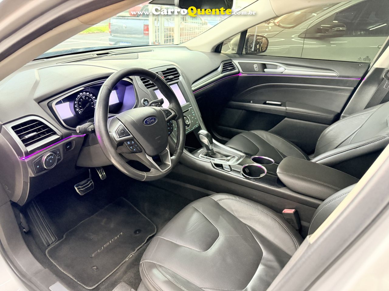 FORD   FUSION TITANIUM 2.0 GTDI ECO. AWD AUT.   PRATA 2013 2.0 GASOLINA - Loja