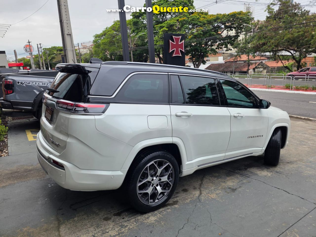 JEEP   COMMANDER OVERLAND T270 1.3 TB FLEX AUT.   BRANCO 2025 1.3 FLEX - Loja