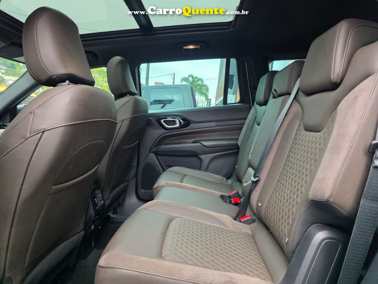 JEEP   COMMANDER OVERLAND T270 1.3 TB FLEX AUT.   BRANCO 2025 1.3 FLEX - Loja