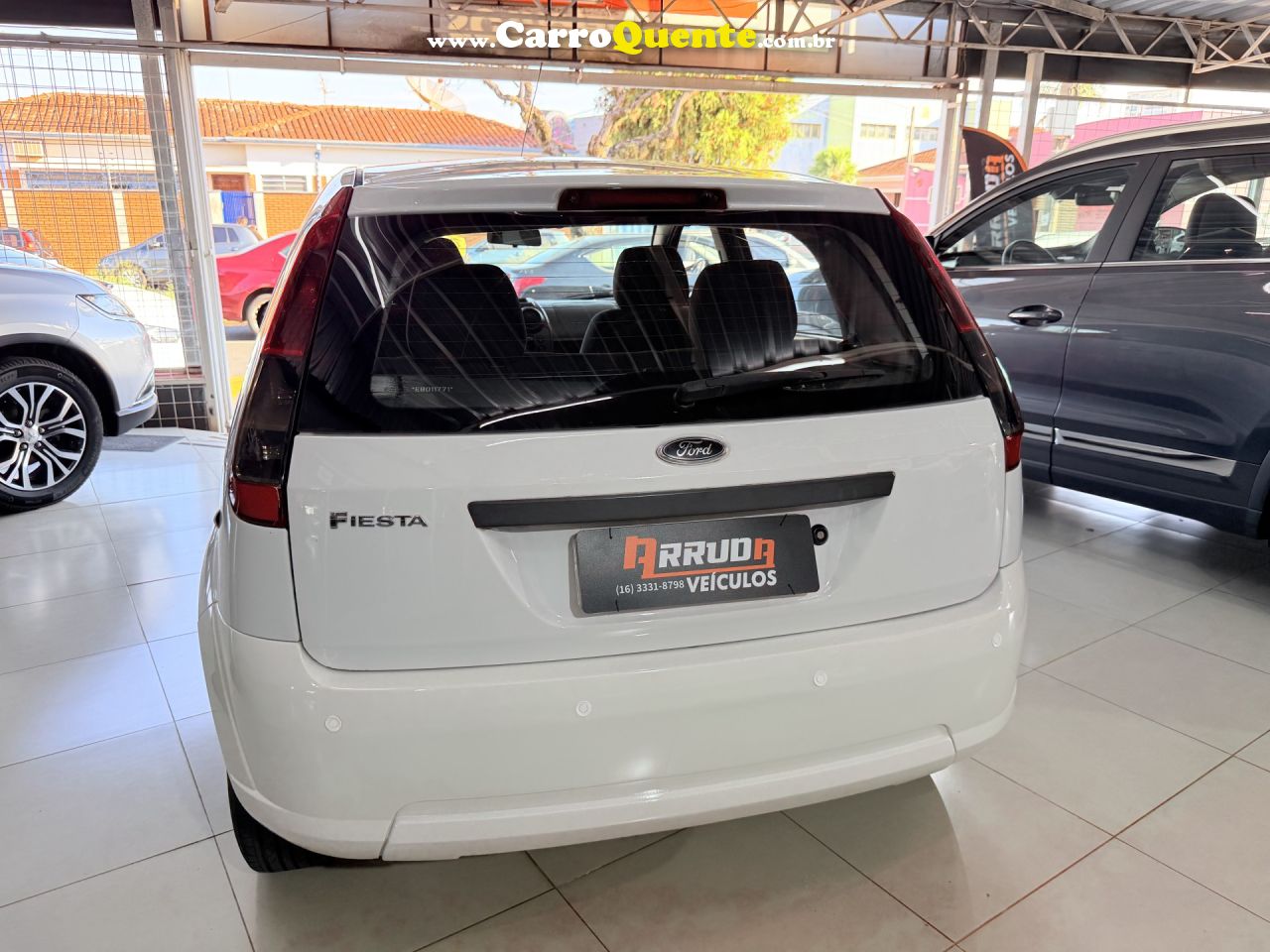 FORD   FIESTA SE 1.0 8V FLEX 5P   BRANCO 2014 1.0 FLEX - Loja
