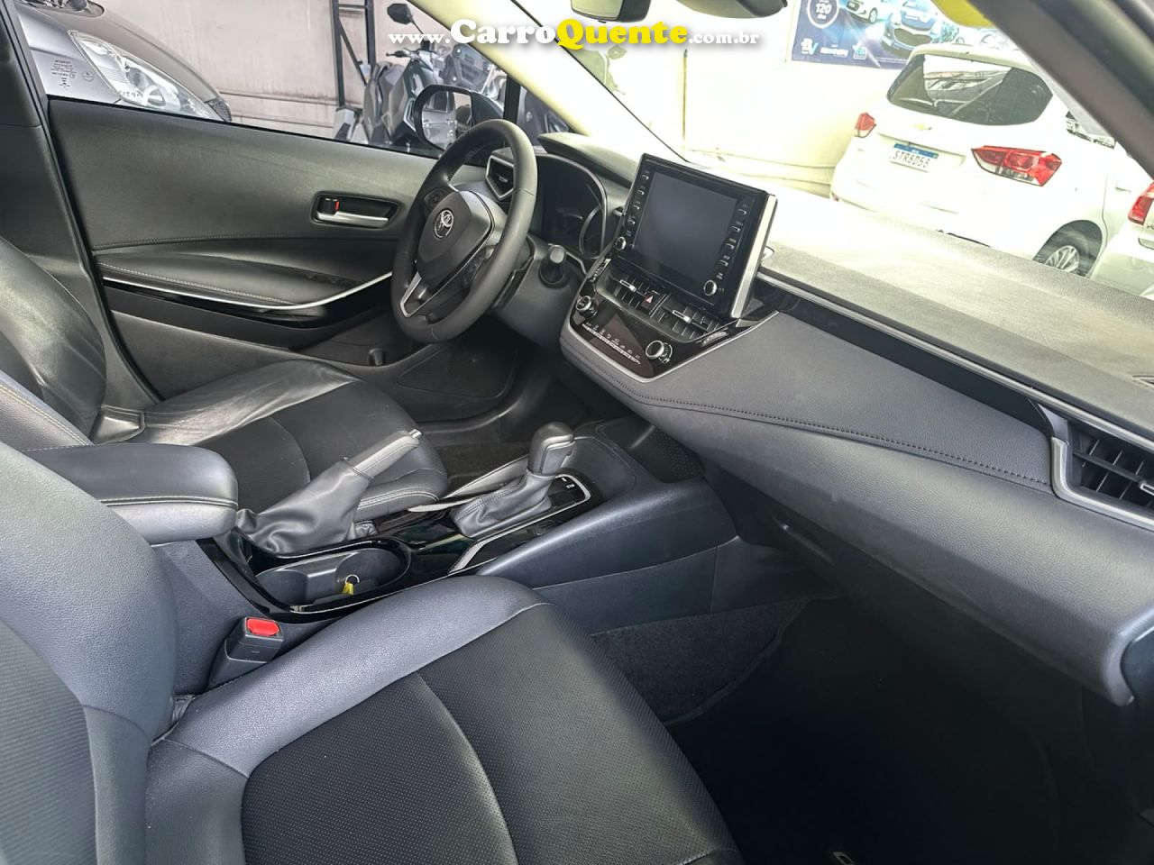 TOYOTA   COROLLA XEI 2.0 FLEX 16V AUT.   CINZA 2023 2.0 FLEX - Loja