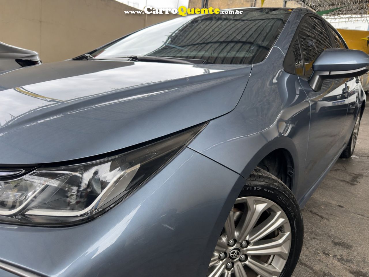 TOYOTA   COROLLA XEI 2.0 FLEX 16V AUT.   CINZA 2023 2.0 FLEX - Loja