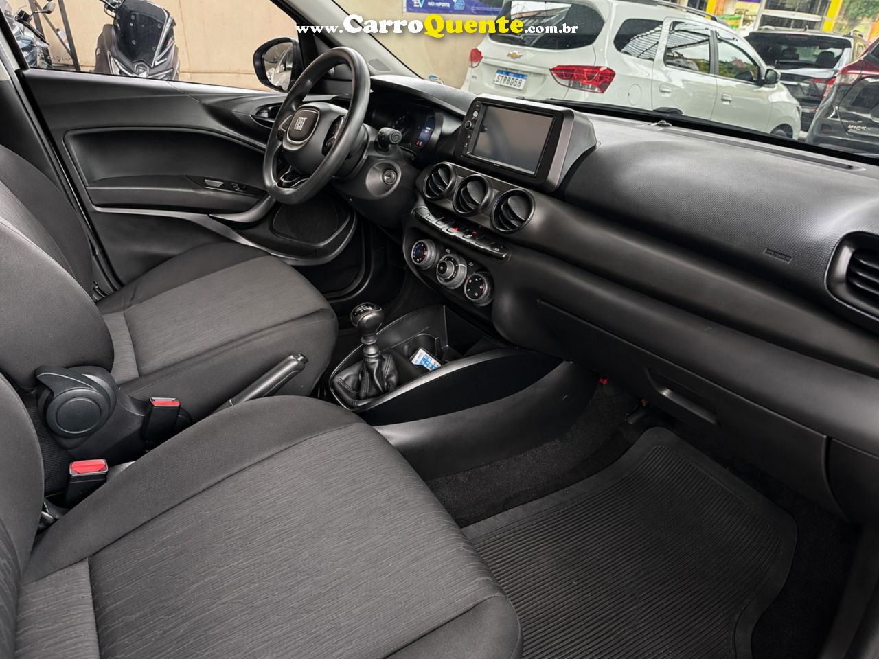 FIAT   ARGO 1.0 6V FLEX.   BRANCO 2023 1.0 FLEX - Loja