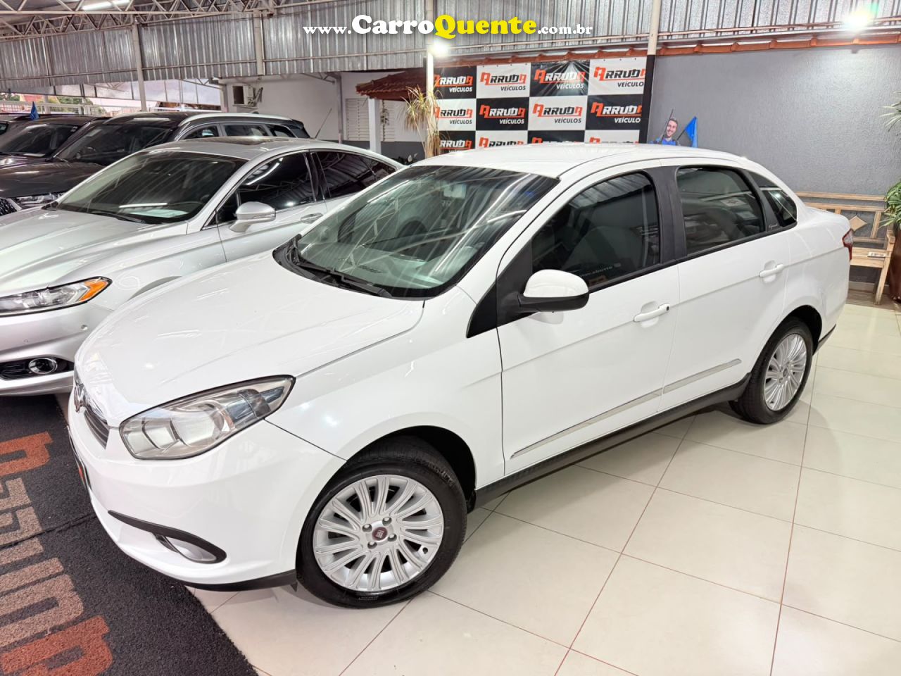 FIAT   GRAND SIENA ESSENCE 1.6 FLEX 16V   BRANCO 2015 1.6 FLEX - Loja