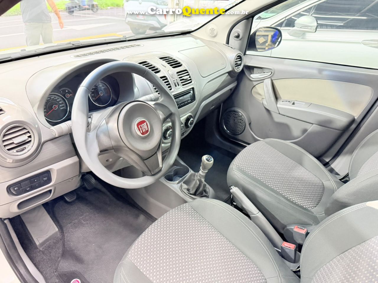 FIAT   GRAND SIENA ESSENCE 1.6 FLEX 16V   BRANCO 2015 1.6 FLEX - Loja