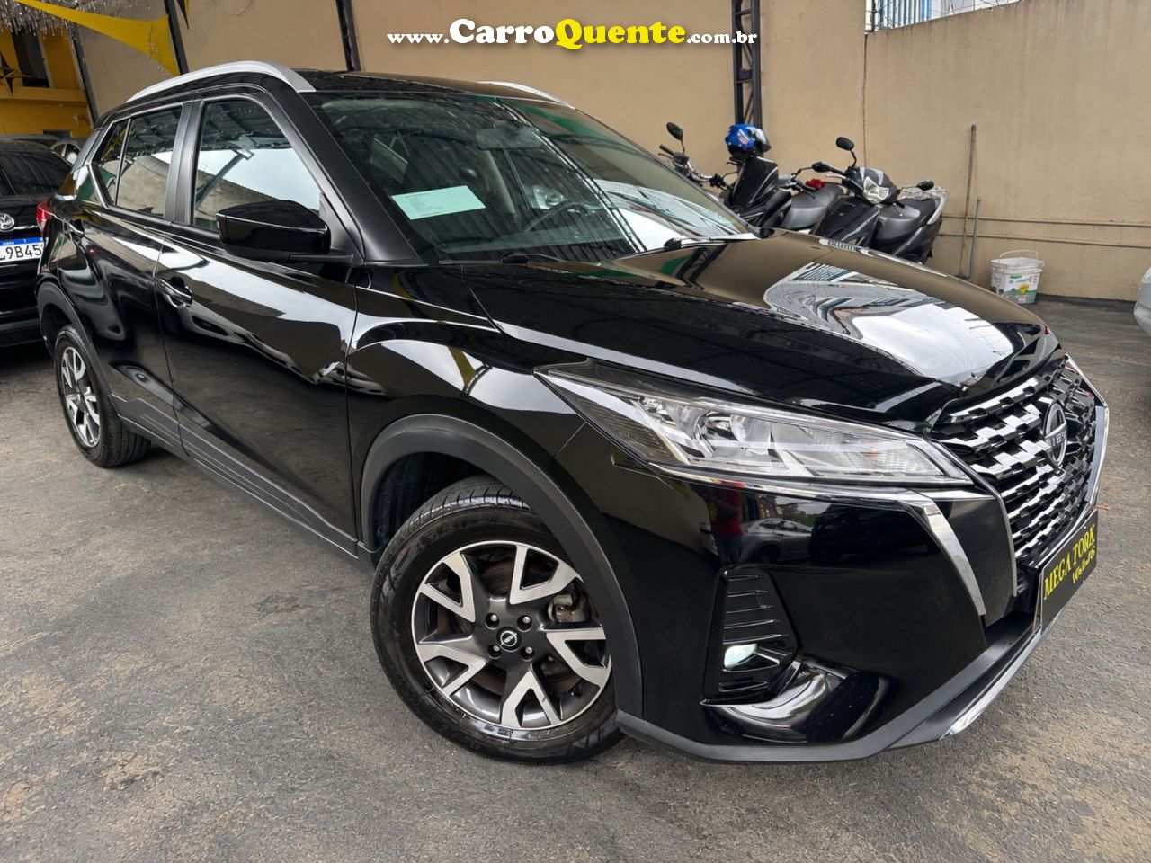 NISSAN   KICKS SENSE 1.6 AUTOMÁTICA   PRETO 2023 1.6 FLEX - Loja