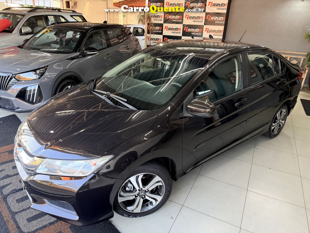 HONDA   CITY SEDAN LX 1.5 FLEX 16V 4P AUT.   MARROM 2015 1.5 FLEX - Loja