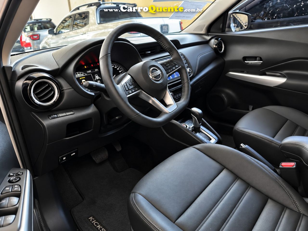 NISSAN   KICKS EXCLUSIVE 1.6 16V FLEX AUT.   BRANCO 2024 1.6 FLEX - Loja