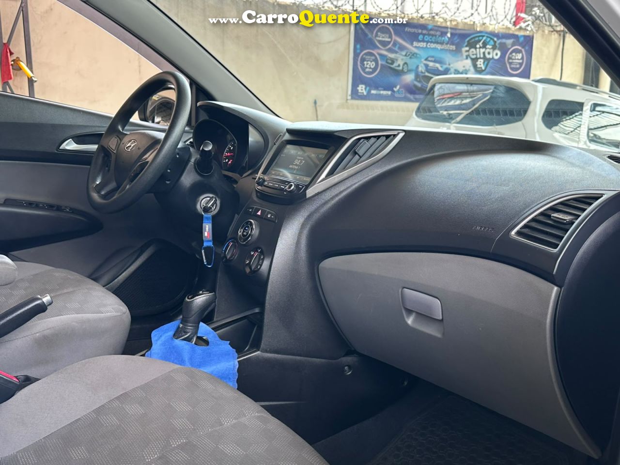 HYUNDAI   HB20S C.STYLEC.PLUS1.6 FLEX 16V AUT. 4P   BRANCO 2019 1.6 FLEX - Loja