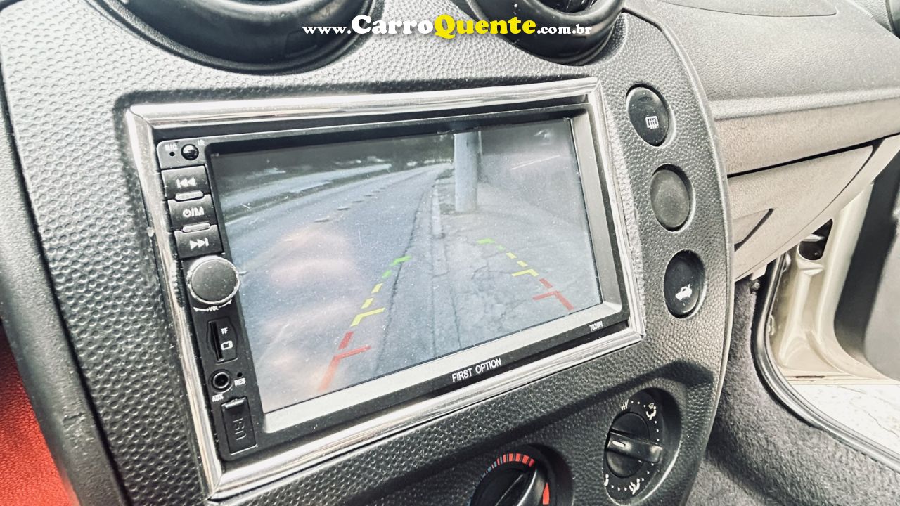 FORD   FIESTA SEDAN 1.0 8V FLEX 4P   PRATA 2011 1.0 FLEX - Loja