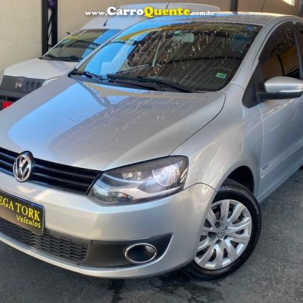 VOLKSWAGEN   FOX 1.6 MI TOTAL FLEX 8V 5P   PRATA 2013 1.6 FLEX