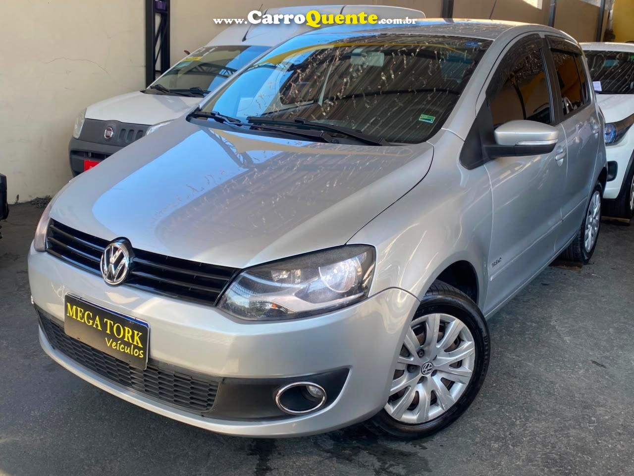 VOLKSWAGEN   FOX 1.6 MI TOTAL FLEX 8V 5P   PRATA 2013 1.6 FLEX - Loja