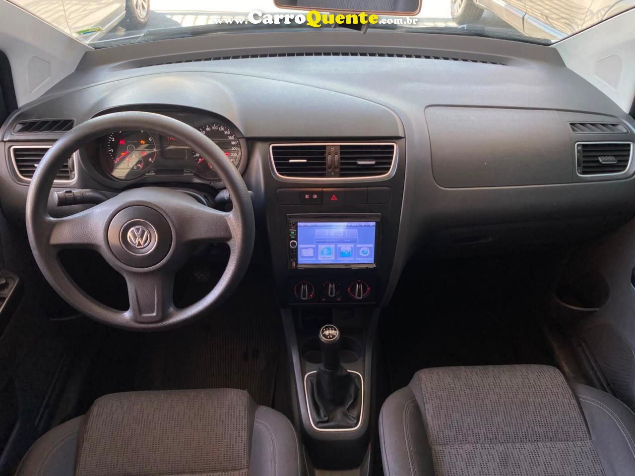VOLKSWAGEN   FOX 1.6 MI TOTAL FLEX 8V 5P   PRATA 2013 1.6 FLEX - Loja
