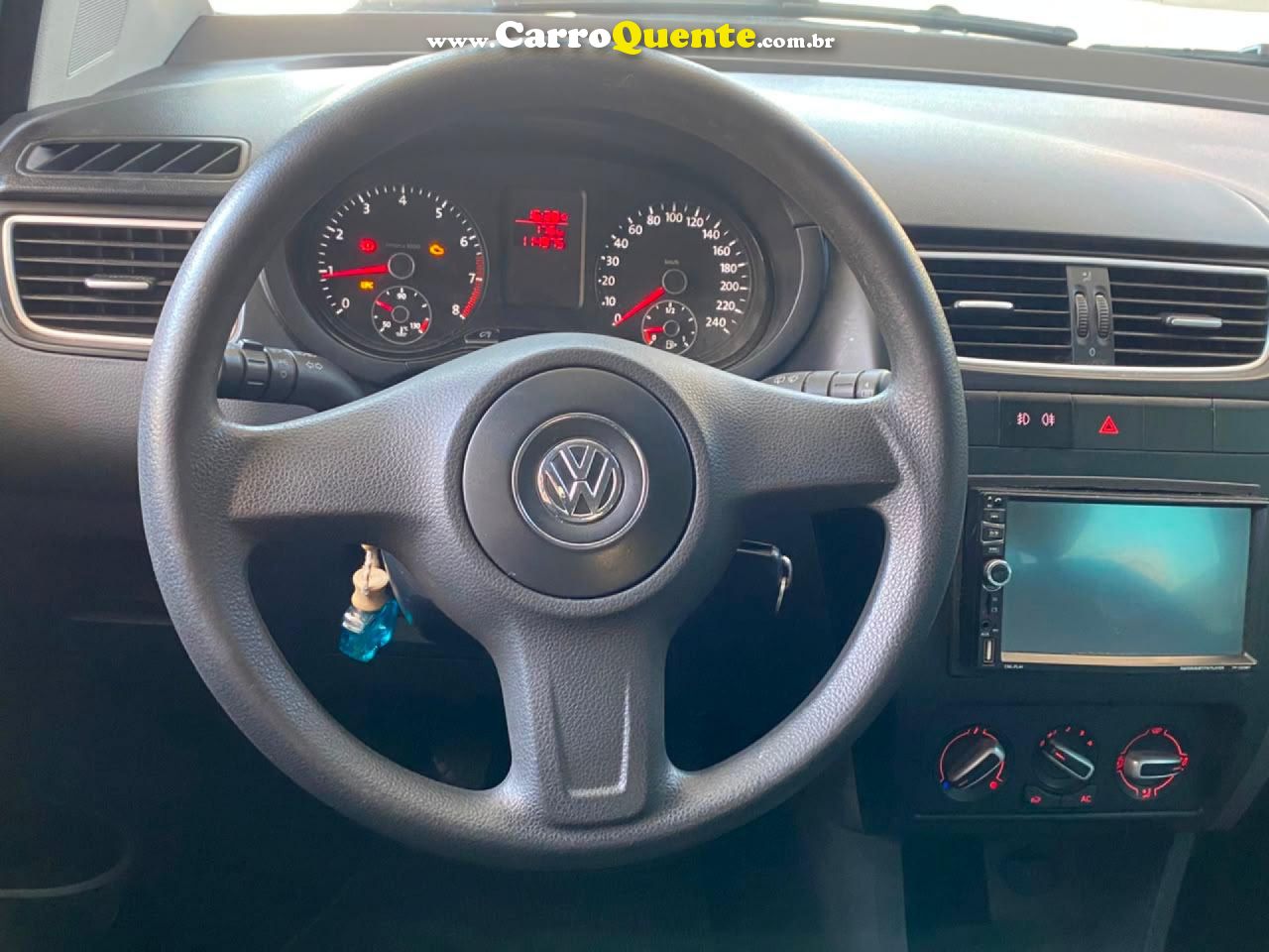 VOLKSWAGEN   FOX 1.6 MI TOTAL FLEX 8V 5P   PRATA 2013 1.6 FLEX - Loja