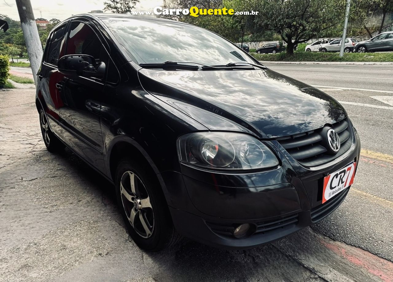 VOLKSWAGEN   FOX 1.0 MI TOTAL FLEX 8V 5P   PRETO 2009 1.0 FLEX - Loja