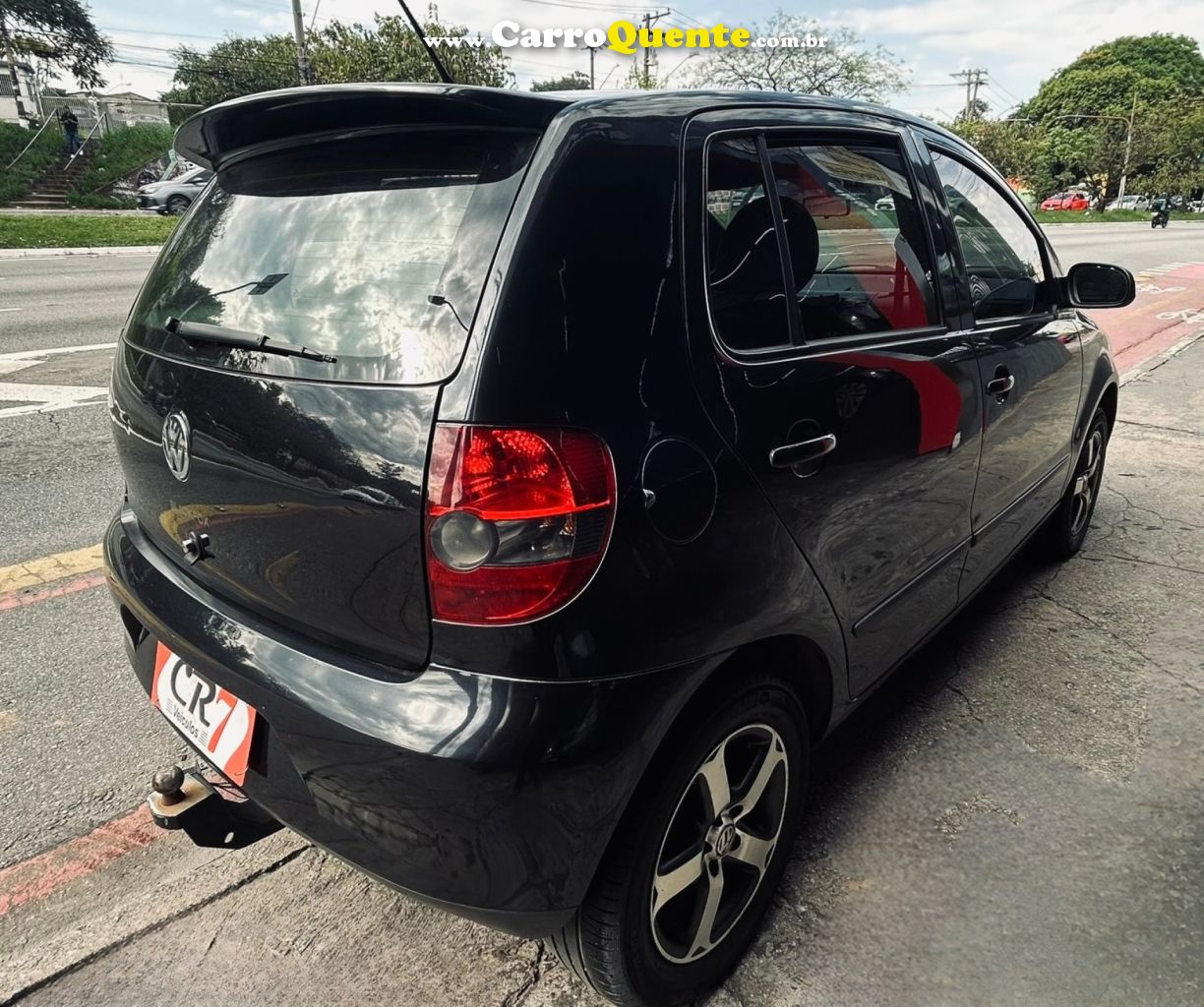 VOLKSWAGEN   FOX 1.0 MI TOTAL FLEX 8V 5P   PRETO 2009 1.0 FLEX - Loja
