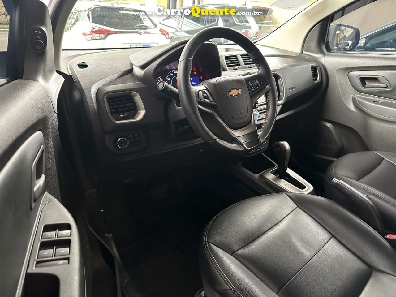 CHEVROLET   SPIN LT 1.8 8V ECONO.FLEX 5P AUT.   BRANCO 2024 1.8 FLEX - Loja