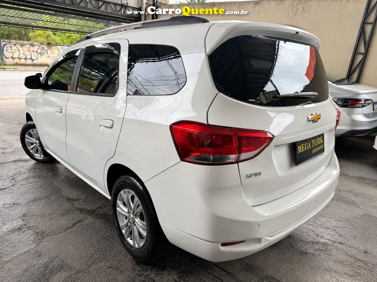 CHEVROLET   SPIN LT 1.8 8V ECONO.FLEX 5P AUT.   BRANCO 2024 1.8 FLEX - Loja
