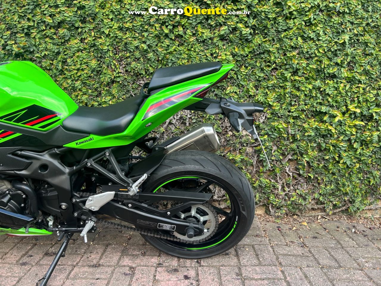 KAWASAKI   ZX 4R   VERDE 2024 400 GASOLINA - Loja