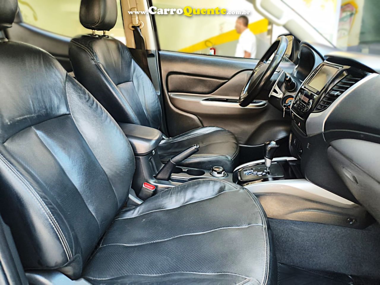 MITSUBISHI   L200 TRITON SPORT HPE 2.4 CD DIESEL AUT.   RED 2019 2.4 DIESEL - Loja