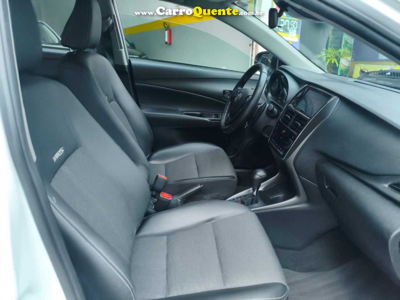 TOYOTA   YARIS XS SEDAN 1.5 FLEX 16V 4P AUT.   BRANCO 2024 1.5 FLEX - Loja
