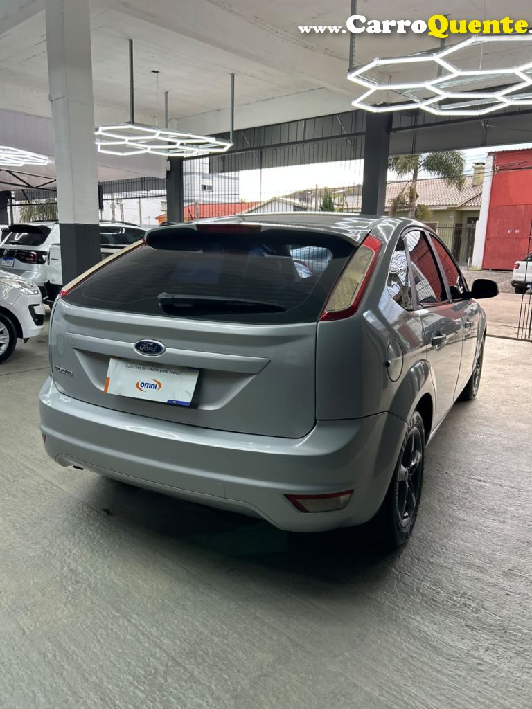 FORD   FOCUS 1.6 SSESE PLUS FLEX 8V16V  5P   PRATA 2013 1.6 FLEX - Loja