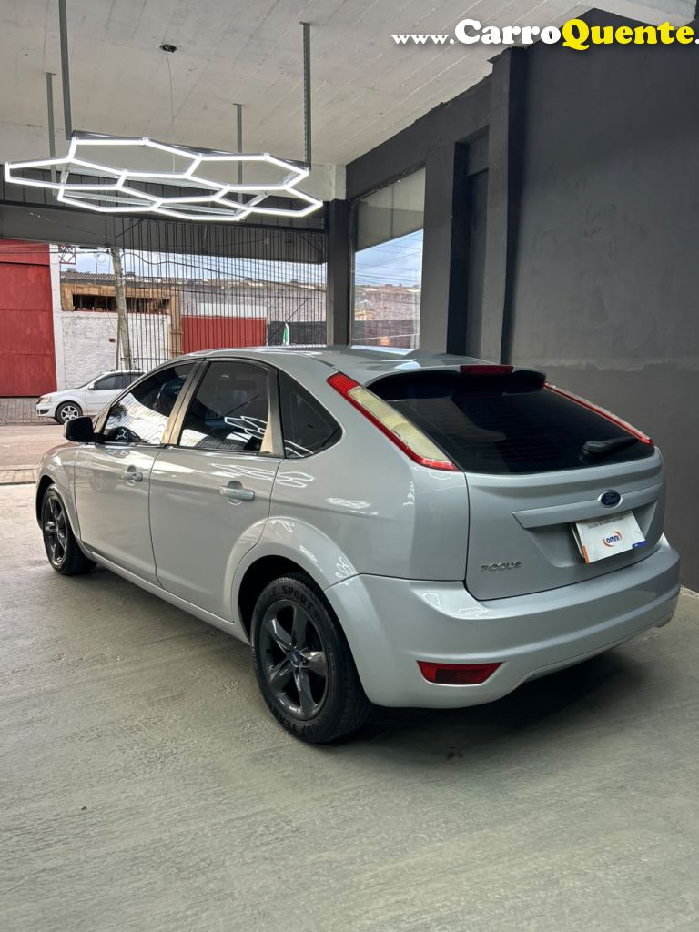 FORD   FOCUS 1.6 SSESE PLUS FLEX 8V16V  5P   PRATA 2013 1.6 FLEX - Loja