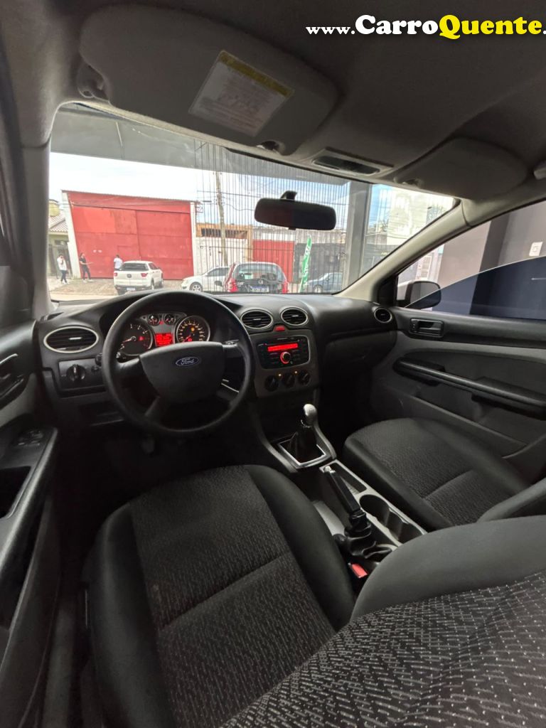 FORD   FOCUS 1.6 SSESE PLUS FLEX 8V16V  5P   PRATA 2013 1.6 FLEX - Loja