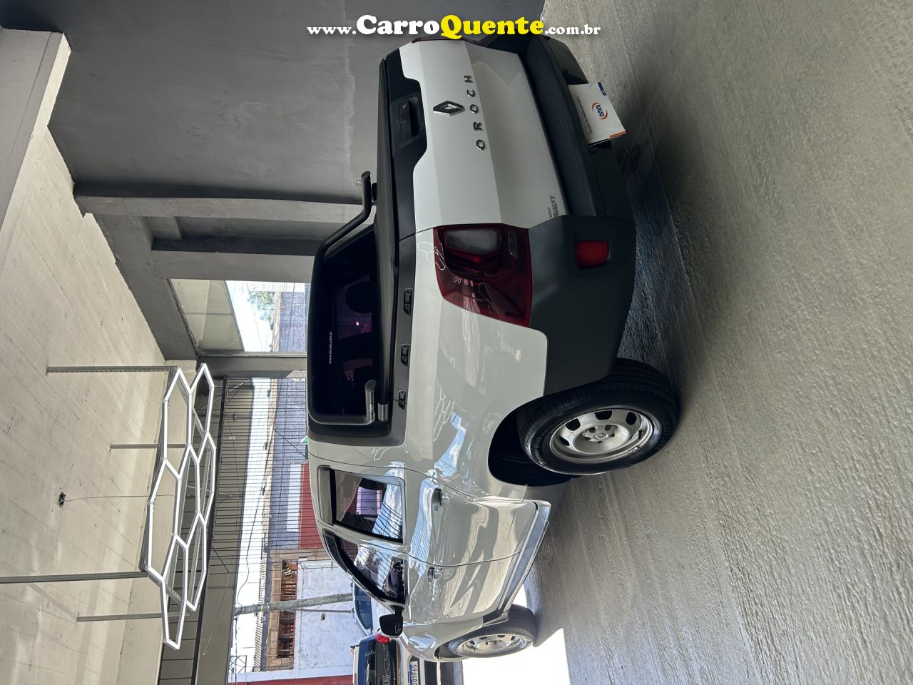 RENAULT   DUSTER OROCH EXPRESS 1.6 FLEX 16V MEC.   BRANCO 2019 1.6 FLEX - Loja