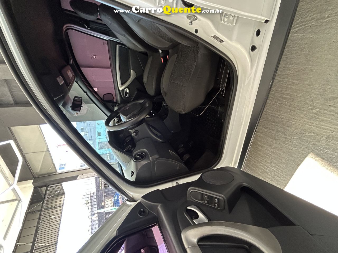 RENAULT   DUSTER OROCH EXPRESS 1.6 FLEX 16V MEC.   BRANCO 2019 1.6 FLEX - Loja