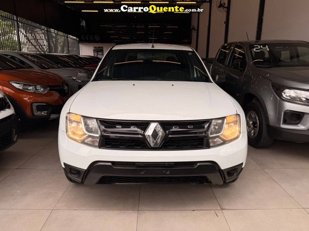 RENAULT   DUSTER OROCH EXPRESS 1.6 FLEX 16V MEC.   BRANCO 2019 1.6 FLEX - Loja